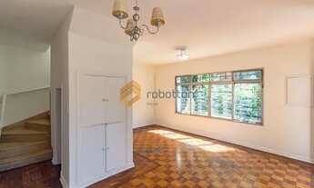 Imagem: SOBRADO COM 3 DORMITÓRIOS E 2 VAGAS DE