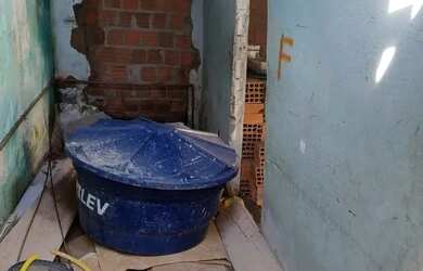 Imagem 5: Casa para reformar 4x7