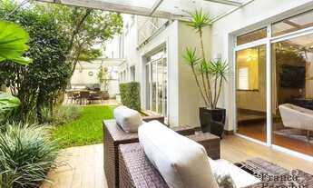 Imagem 3: Casa de condomínio para venda possui 342 metros quadrados com 4 quartos