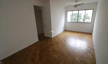 Imagem 1: Oportunidade única, apartamento bem localizado e andar médio, são 2 dorm. e 1 vaga de gara