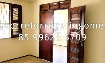 Imagem 7: Imóvel super espaçoso e ótima Localização na Maraponga