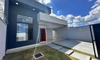 Imagem: Casa em Senador Canedo 3Q com piscina no