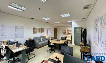 Imagem 3: CONJ. COMERCIAL - CIDADE MONÇÕES - SP