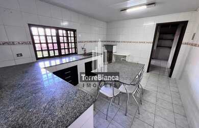 Imagem 14: Casa com piscina à venda, 4 quartos, 3 banheiros, Área gourmet com churrasqueira, Colônia