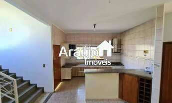 Imagem 5: Casa de 4 Quartos na ARSE 92 (906 Sul) Em Frente à Praça