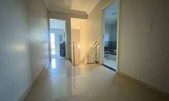 Imagem 3: Excelente sobrado com 282m² e 5 suítes no Portal 2