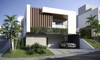 Imagem 2: Casa Alto Padrão / no Cascatinha / 293 m² / 3 Suítes / em Curitiba