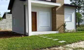 Imagem: Linda casa nova a 700 metros do mar, no