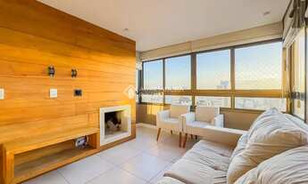 Imagem: Venha morar em frente a uma charmosa praça!