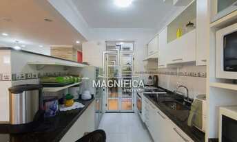 Imagem 5: Casa - Seminário.Linda casa, endereço nobre, em localização privilegiada do Seminário.Ao l