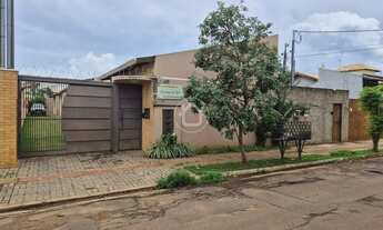 Imagem: CASA COM 2 DORMITORIOS EM COND FECHADO