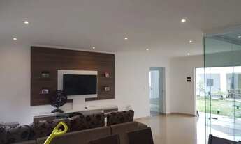 Imagem 3: CASA ALTO PADRÃO À VENDA - MODERNA, COMPLETA E COM ENERGIA SOLAR - PRONTA PARA MORAR