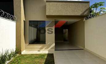 Imagem: CASA COM 03 QUARTOS, SENDO 01 DELES UMA