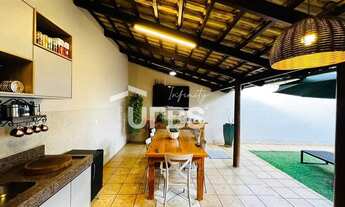 Imagem 5: Lindo sobrado todo mobiliado com área de churrasco e frente praça no Jardim américa