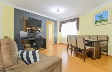 Imagem 2: Apartamento para venda possui 53 metros quadrados com 2 quartos em Hauer - Curitiba - PR