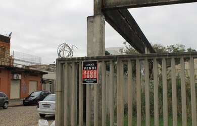 Imagem 3: Porto Alegre - Terreno Padrão - Cristal