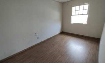 Imagem 4: Sobrado para venda possui 372 metros quadrados com 7 quartos em Matriz - Mauá - SP