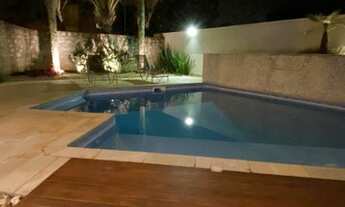 Imagem 5: Casa para venda com 385 metros quadrados com 4 quartos