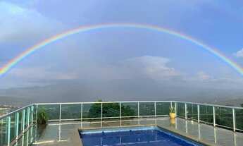 Imagem 5: Linda casa com magn?fica vista definitiva