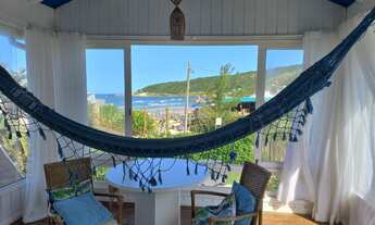 Imagem 2: Casa para venda tem 370 metros quadrados com 5 quartos em Praia do Rosa - Imbituba - SC