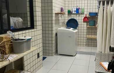 Imagem 2: Apartamento para venda possui 174 metros quadrados com 3 quartos em Intermares