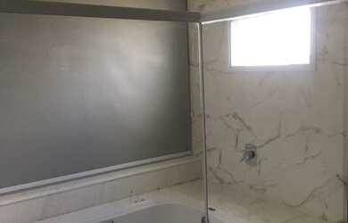 Imagem 4: Casa com 4 quartos, suítes, lazer e 2 vagas em Alphaville Jacuhy - Serra - ES