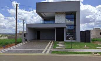 Imagem: Lindo Sobrado com 4 suítes em um condomínio