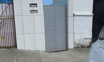 Imagem 2: Quitinete longe de comunidades a 200 metros do Parque de Madureira