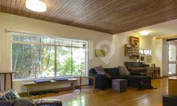 Imagem 7: Sobrado reformado à venda no bairro do Sumaré com 365m²