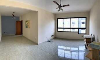 Imagem 2: Apartamento no Gonzaga com 3 Dormitórios Sacada Suíte e Dependência de Empregada - Santos