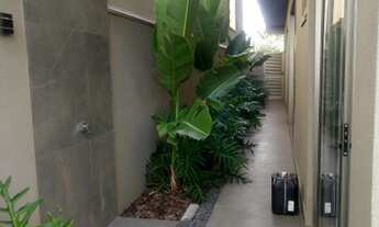 Imagem 5: Casa de condomínio sobrado para venda possui 400 metros quadrados com 4 quartos