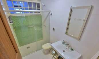 Imagem 6: Casa de condomínio para venda tem 900 metros quadrados com 4 quartos