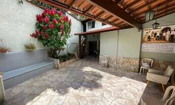 Imagem 3: Casa para venda possui 100 metros quadrados com 3 quartos em Santa Mônica - Belo Horizonte