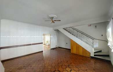 Imagem 4: Sobrado para Venda em Mogi das Cruzes, Centro da cidade, 5 dormitórios, 3 banheiros, 2 vag