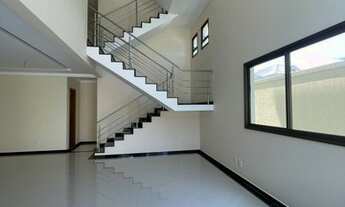 Imagem 2: Casa de condomínio para venda com 280 metros quadrados com 4 quartos