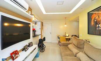 Imagem 2: Apartamento com 2 quartos à venda, 77 m² por R$ 700.000 - Condomínio Soho - Jacarepaguá