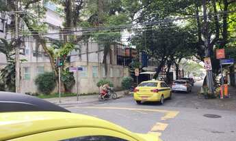 Imagem 2: LAGOA/ JARDIM BOTÂNICO EXCELENTE IMÓVEL DUPLEX em PRÉDIO ÚNICO - RUA SATURNINO DE BRITO
