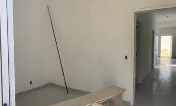 Imagem 5: Casa a venda ao lado da Avenida Itavuvu Próximo a tudo que você precisa !