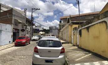 Imagem 6: Casa para venda possui 330 metros quadrados com 3 quartos em Centro - Santo Antônio de Jes