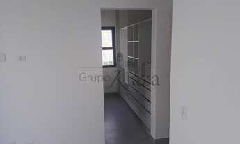 Imagem 5: Casa para venda possui 300 metros quadrados com 3 quartos em Urbanova VII - São José dos C