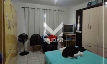 Imagem 6: Casa de 3 quartos em Uvaranas