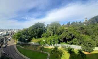 Imagem 2: Porto Alegre - Apartamento Padrão - Azenha