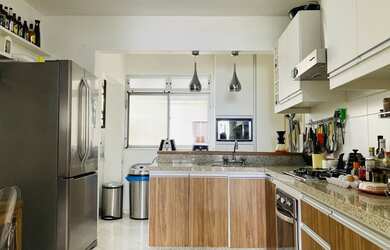 Imagem 6: Apartamento com 3 dormitórios (sendo 1suíte) com belíssima vista mar da orla de Coqueiros