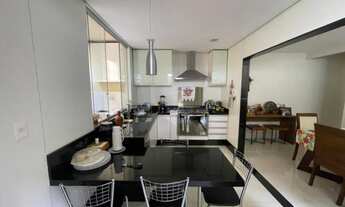 Imagem 4: Casa com 3 Quartos e 3 banheiros a Venda, 200m² por R$ 795.000