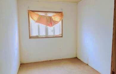 Imagem 5: Terreno espaçoso medindo 20x30, bem localizado no centro, aproximadamente 800 metros da pr