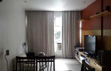 Imagem: Pça. Efigênio Jardim, metrô estação