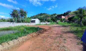 Imagem 2: Granja com 1800 m² localizada no condomínio Fazenda do Tanque