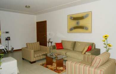 Imagem 5: Casa com 4 Quartos em Vitoria da Conquista, Bairro Candeias, 4 vagas, Quintal, oportunidad