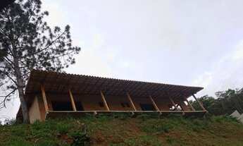 Imagem 5: Casa para venda com 168 metros quadrados no bairro Grama - Juiz de Fora - MG