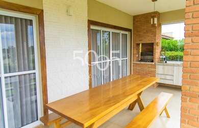 Imagem 2: Casa térrea excelente com área externa ampla para receber amigos, A/C em todos ambientes